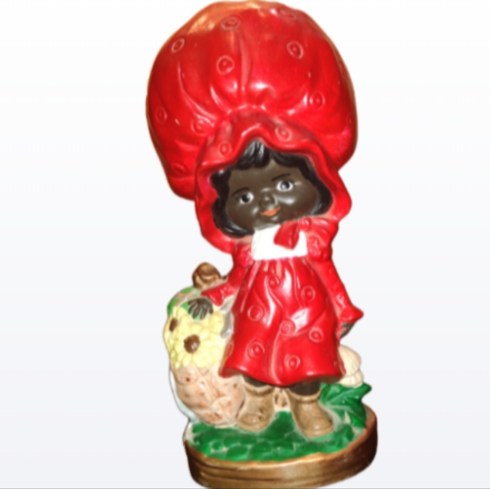 Vintage 1970's Little Girl With Bonnet and Flowers Kitsch Ceramic Figurine